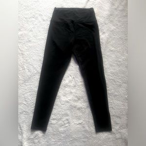 Offline by Aerie black leggings. Size large